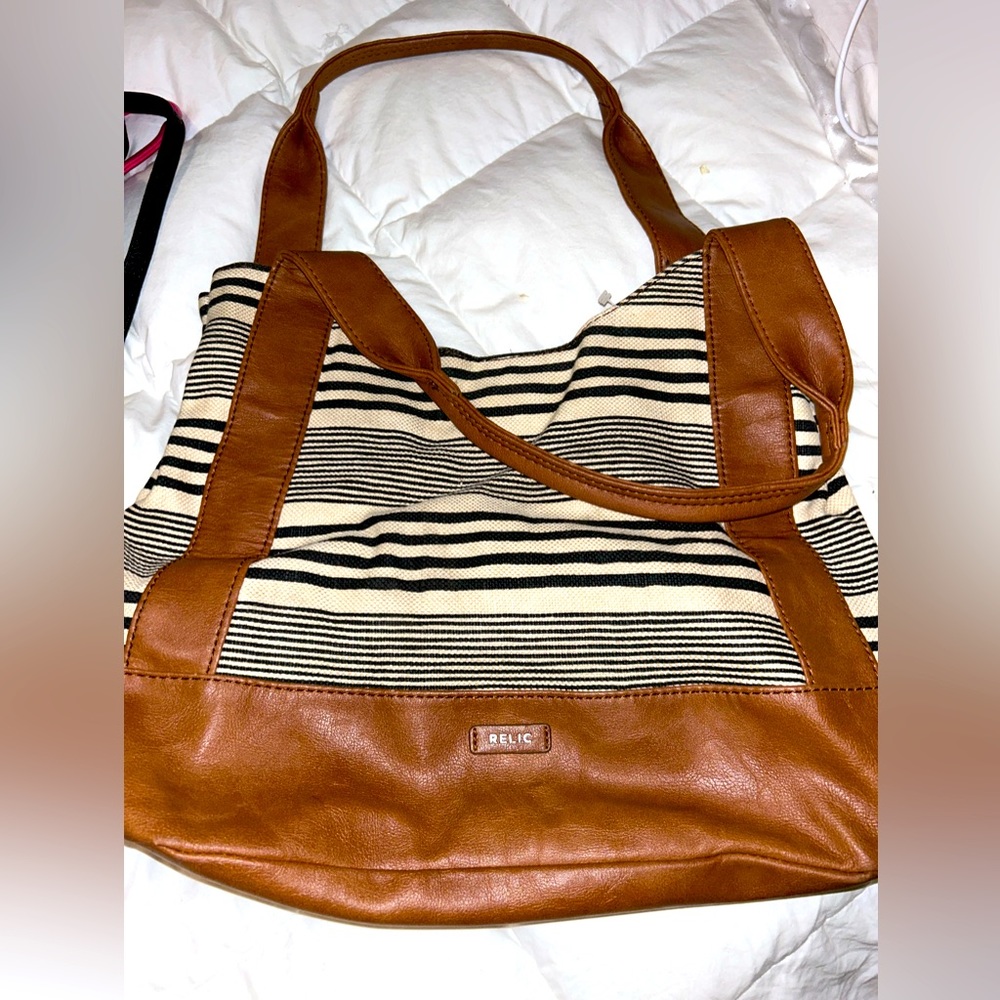 RELIC Tote Shoulder Bag Handbag Purse - Picture 3 of 16